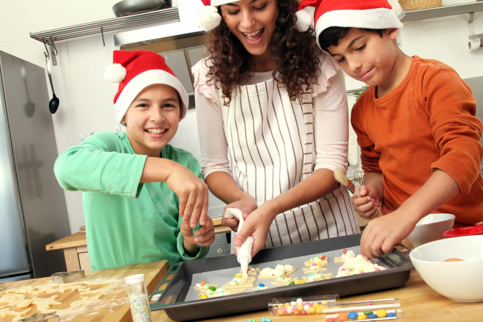 Handling Holiday Stress: Body Image, Food, and Drinks