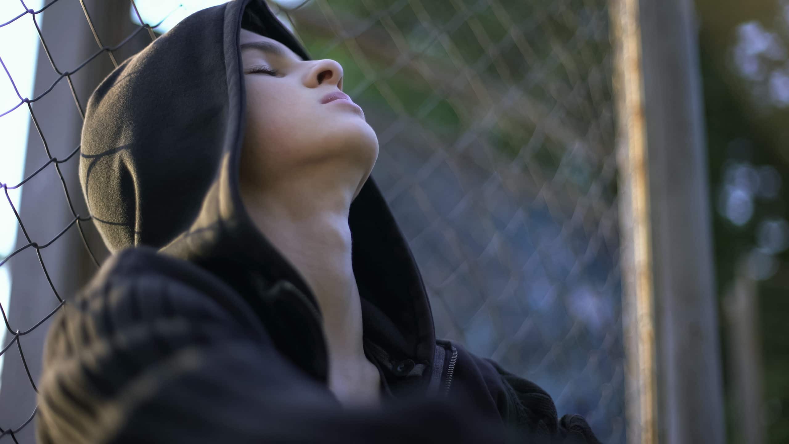 Signs of Schizophrenia in Teens: What Parents Need to Know