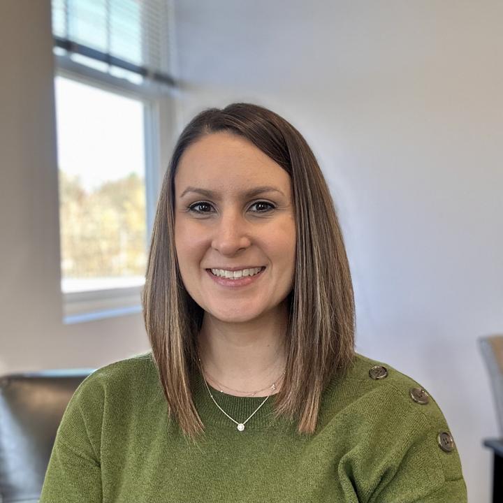 Therapist in Nashua, New Hampshire, Lindsey Landry, Therapist Lifestance