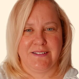 Tammy Schmick, Therapist