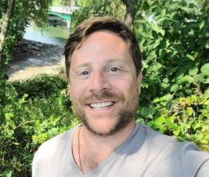 Michael Wynne, Therapist