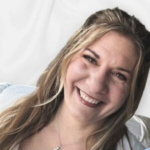 Danielle Proch, Therapist