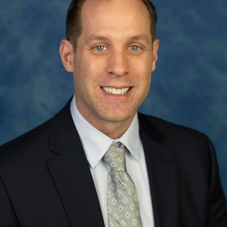 Therapist in Lexington, Kentucky, Nathan Mayo, Therapist Lifestance