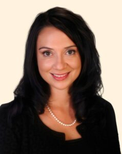 Mariann Suarez, Psychologist