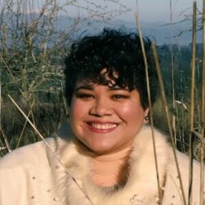 Stephanie Canales Basurto