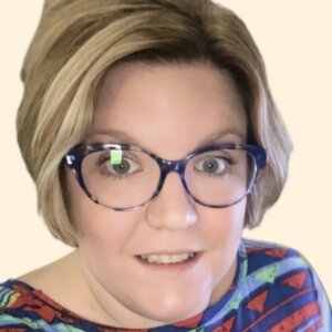 Ashley Simpson, Therapist