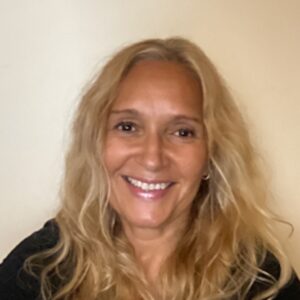 Jesenia Vergel, Therapist