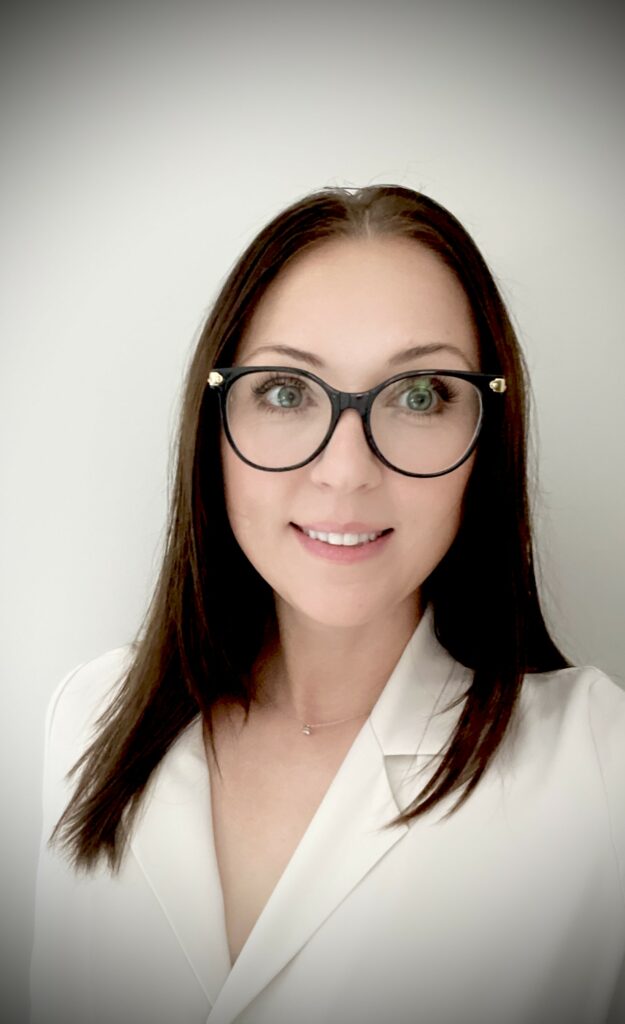 Psychiatrist in Avon, Indiana, Victoria A. Neuses, APRN, PMHNPBC