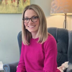 Allie Helfrich, Therapist
