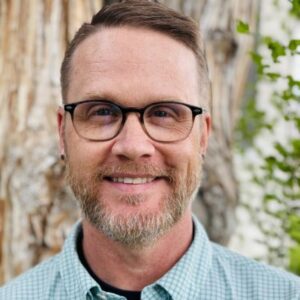 Ryan Selvig, Therapist