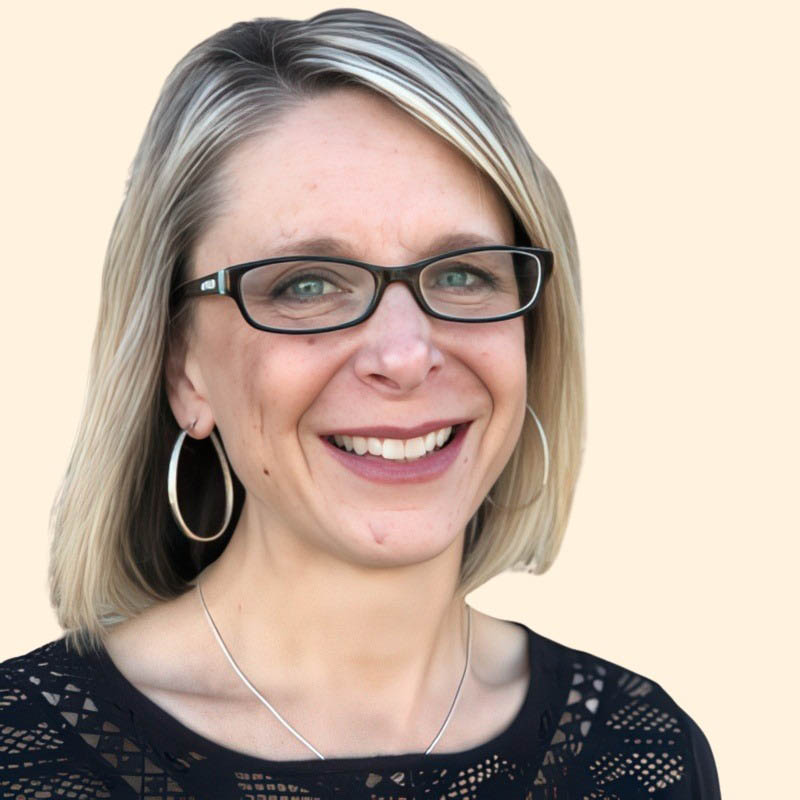 photo of LifeStance provider Katie Fosselius, MSW, LCSW, LAC