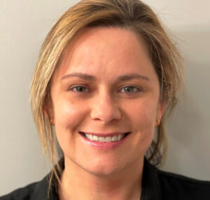 Lezlee Betts, Therapist