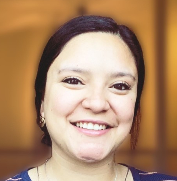 Jennifer Hernandez, Therapist