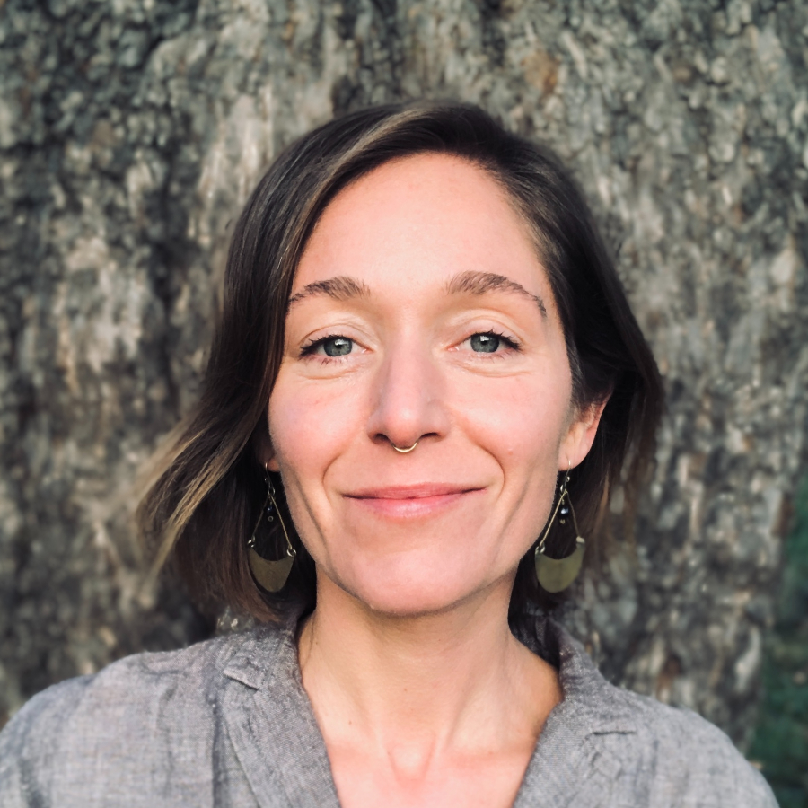 Therapist in Gresham, Oregon, Emily Alderaen, Therapist Lifestance