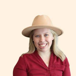 Alyssa Landry, Therapist