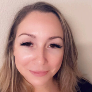 Alyssa Stone, Therapist