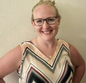 Lisa Regner, Therapist