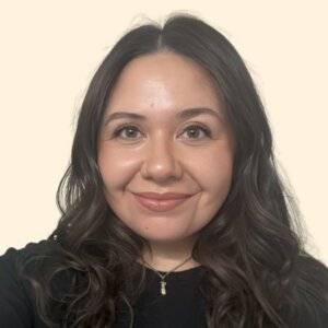 Caitlin Kohls, Therapist