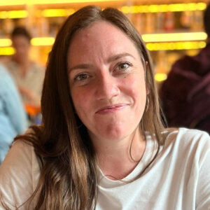 Laura Haynes, Therapist