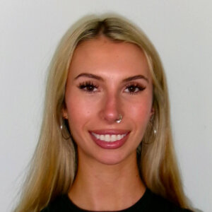 Eva Bloom, Therapist