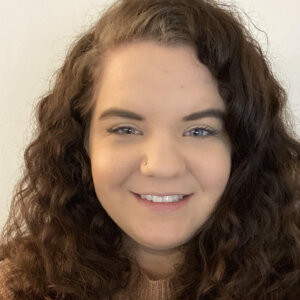 Kayli McNeill, Therapist