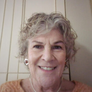 Lissa Myhre, Therapist