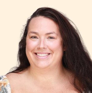 Amber Thomas, Therapist