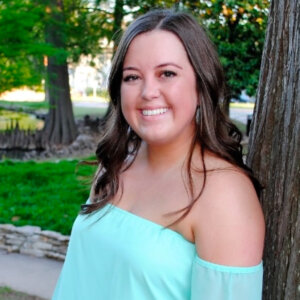 Cailee Horton, Therapist