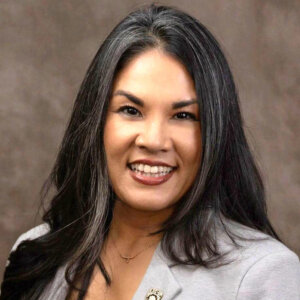 Alma Kristina Tusini, Therapist