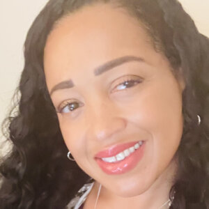 Tia Warren, Therapist