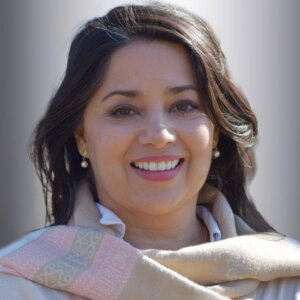 Gabriela Leyva, Therapist