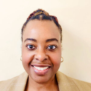 Dyna Denis, Therapist