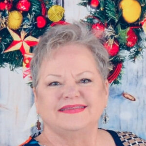 Cherrie Lindsey, Therapist