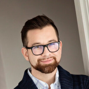 Bryce Hansen, Therapist