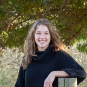 Erin Counts, Therapist