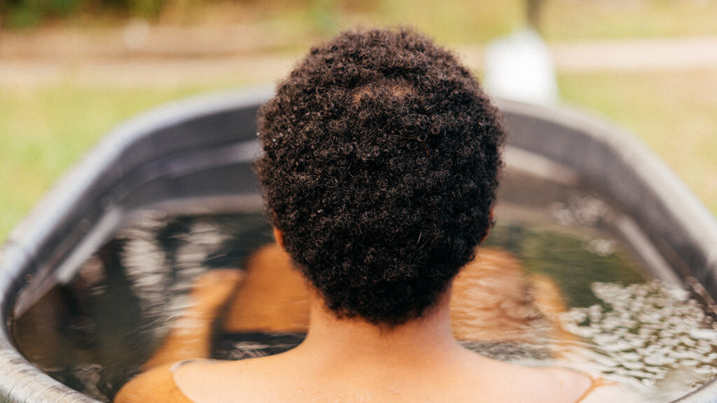 How A Cold Plunge Helps Me Reset When I’m Feeling Low