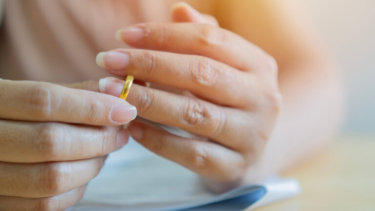 January Divorce: When Most Divorces Happen and How to Avoid Becoming a Statistic