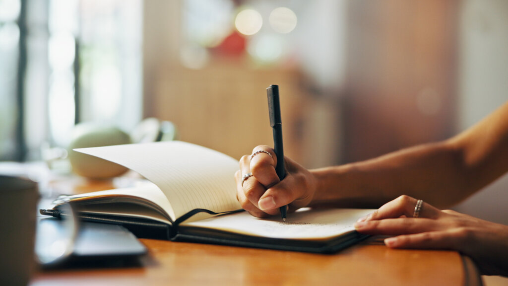 How Using A Physical Planner Has Helped My Mental Health
