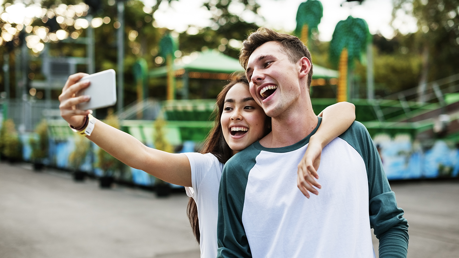 How Teen Attachment Styles Shape Dating, Relationships, and Emotional Health