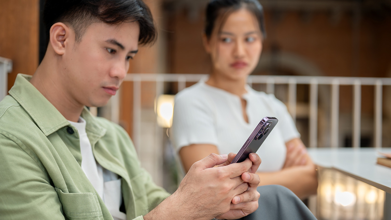 Phubbing: Why Ignoring Your Partner for Your Phone Hurts More Than You Think