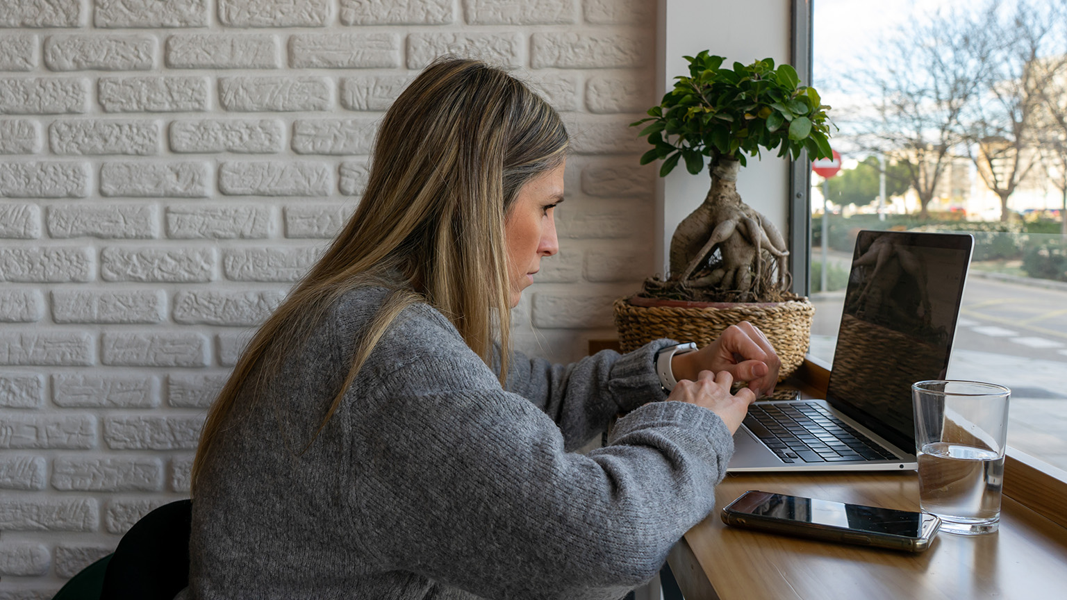 How Managers Can Combat Employee Loneliness in Remote Work