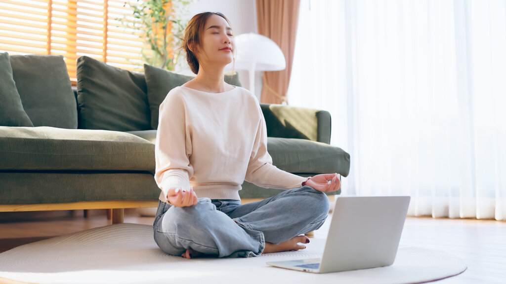 RAIN Meditation Is My Favorite Mindfulness Tool for Dealing With Big Feelings: Here’s How to Do It