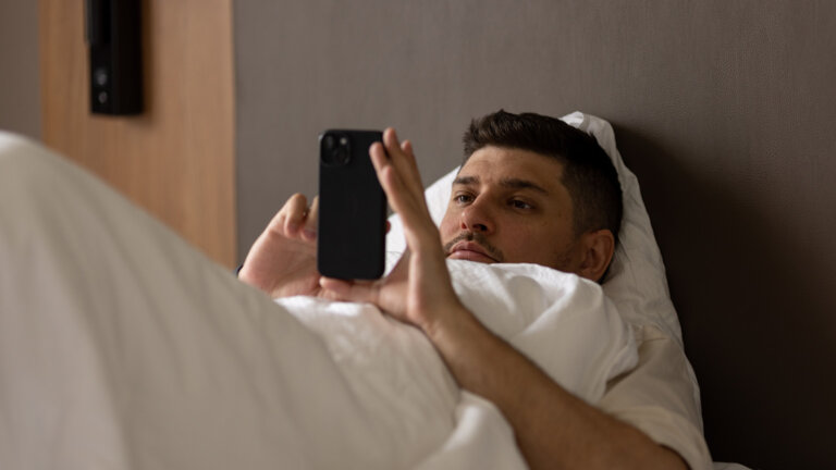 Bed Rotting: What It Means and When It Becomes a Mental Health Concern